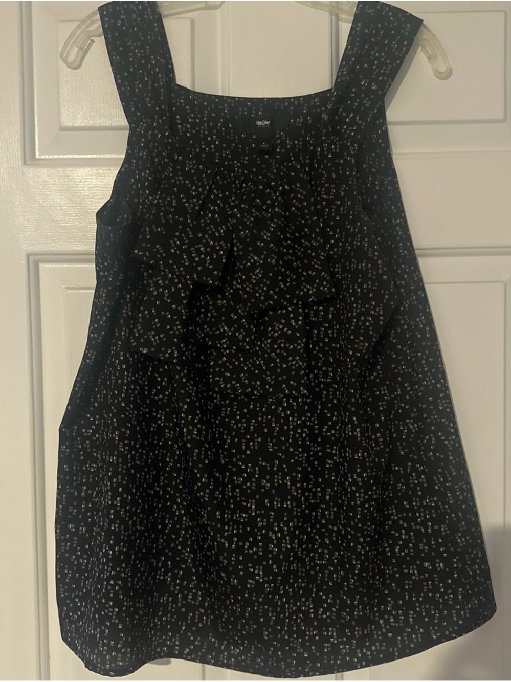 Mossimo Supply Co. Black Sleeveless Ruffle Blouse with Small Cream Dot Print